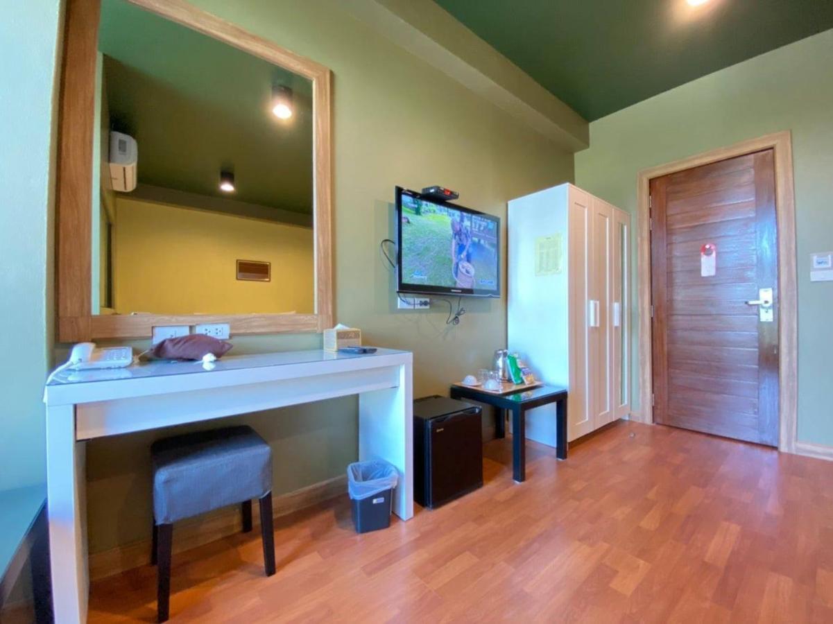 Work Den Chiangrai Hotel Chiang Rai Ngoại thất bức ảnh